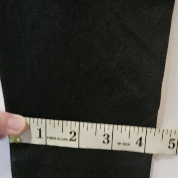 Time and True Black Leggings Size M (8-10) - Picture 9 of 12